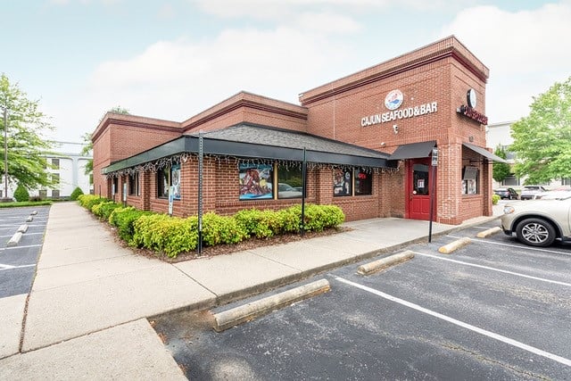 Commercial Property for Sale: Freestanding Restaurant on Hull Street Road in Richmond, Virginia
